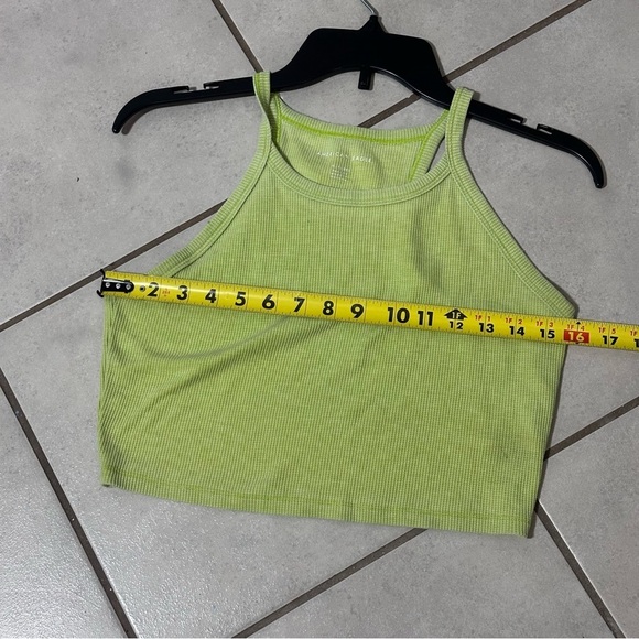 American Eagle Women High Neck Green Ribbed Crop Top size XL. - Picture 6 of 7